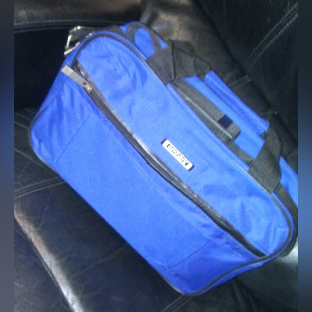 "Embark" Laptop/Travel/Carryon Shoulder Bag